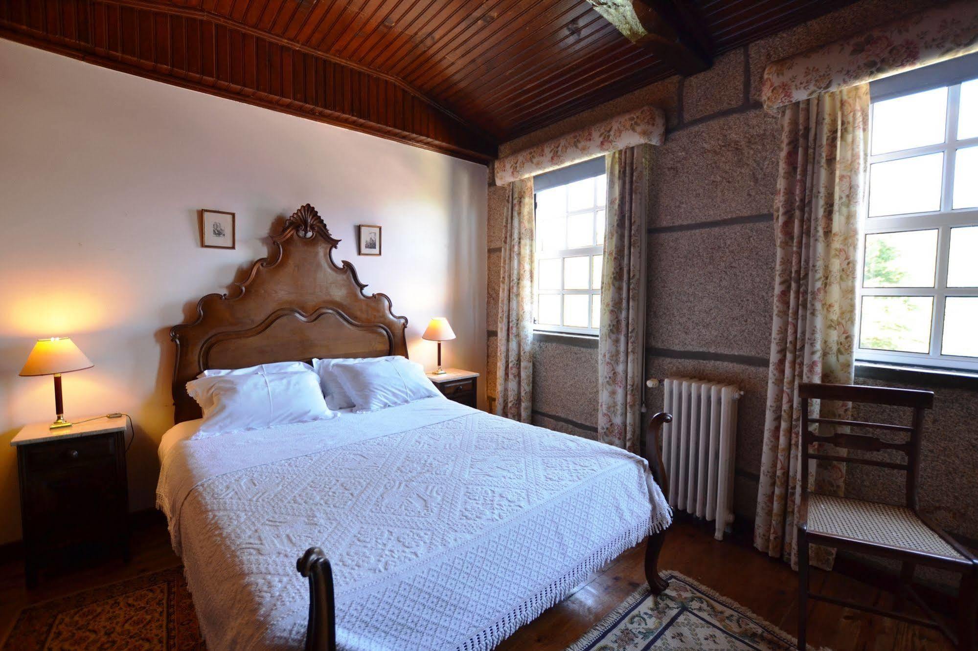 Casa Dos Assentos De Quintiaes Bed and Breakfast Barcelos Buitenkant foto
