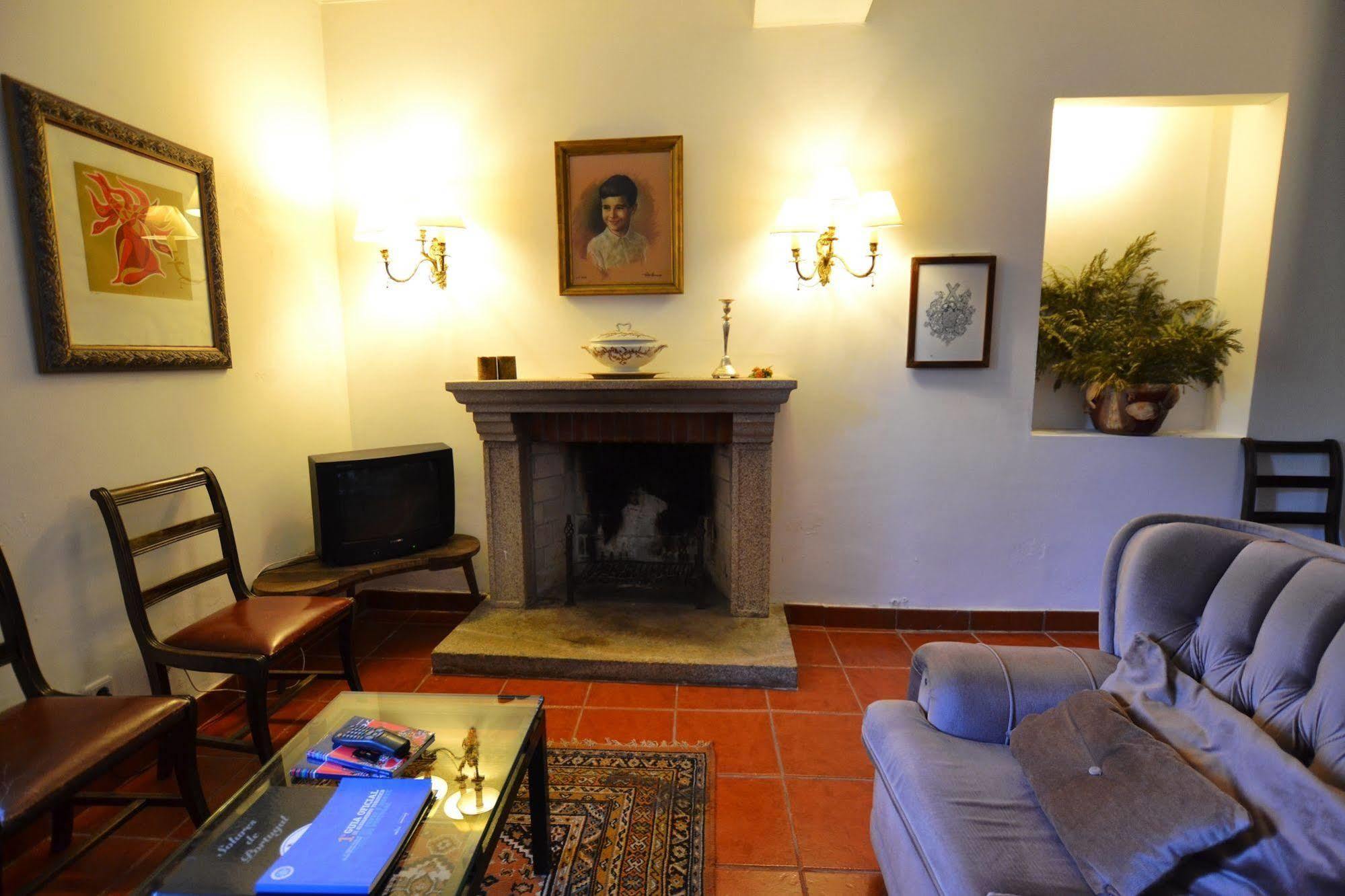 Casa Dos Assentos De Quintiaes Bed and Breakfast Barcelos Buitenkant foto